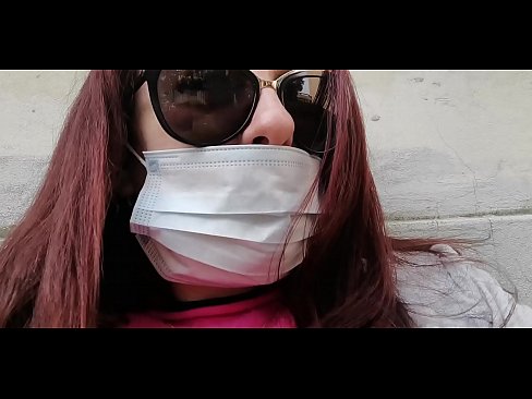 ❤️ Η Νικολέτα εκδικείται τον γείτονά της και κατουράει στο γκαράζ του (Ειδικό Covid19 Ιταλική καραντίνα) ❤️  στο el.sexeey.ru